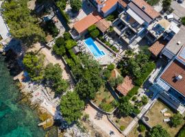 Apartments Ana，位于马林斯卡的酒店