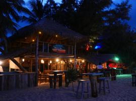 Vitamin Sea Beach Cabana，位于尼拉瓦利的酒店