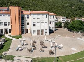 Hotel dei Tacchi，位于Osini的酒店