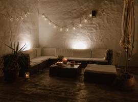 El Retiro de la Adrada AVILA，位于拉德拉达的酒店