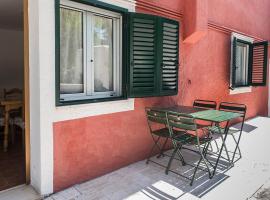 N255 - Numana, trilocale con aria condizionata，位于马瑟利的酒店