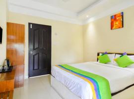 Itsy Hotels Platinum Inn，位于Chacka的酒店