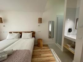 Altinho B&B - Quartos - Rooms - Odeceixe，位于奥德赛克斯的酒店