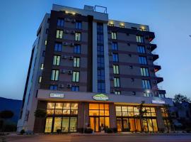 Green Nature Hotel & Apartments，位于萨拉热窝的酒店