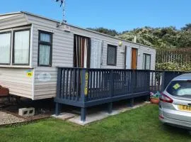 Fantasy Island 6 Berth 576