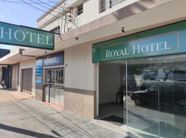 Royal Hotel，位于多拉杜斯多拉杜斯机场 - DOU附近的酒店
