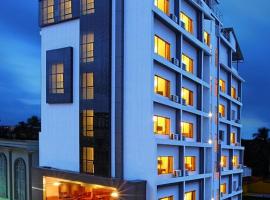 THE SENATE HOTEL，位于科钦Ernakulam的酒店