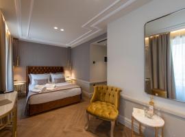 Capolavoro Suites，位于扎金索斯镇狄奥尼斯·索罗姆斯广场附近的酒店