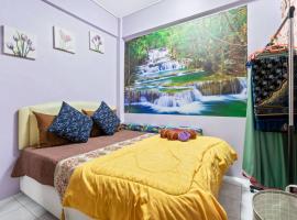 3 scenic air cond bedrooms, 11 minutes Rawang City，位于万挠的酒店