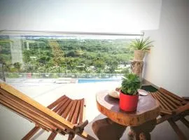 Beautiful 2B 2Br Ocean/Lagoon View Pool Gym