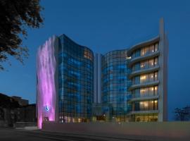 爱套房酒店，位于里米尼的尊贵型酒店