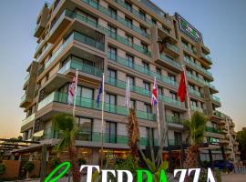 La Terrazza Hotel，位于法马古斯塔的酒店