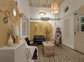 UNESCO Bohemian Style Heritage House at Georgetown 5BR 14 pax