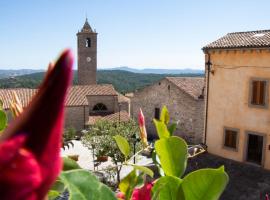 Bed & Breakfast Zia Menga - Luogosanto Sardinia，位于罗格桑托的家庭/亲子酒店