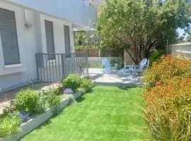 אירוח השקד - 10דק' משדה התעופה