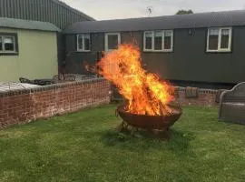 Shepherds View at Oaks Barn Farm Alcester with optional paid for Hot tub