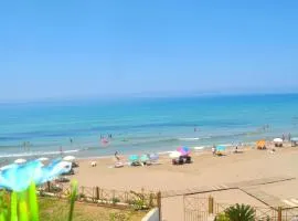 Beachfront Loft Apartment - Agios Gordios, Corfu