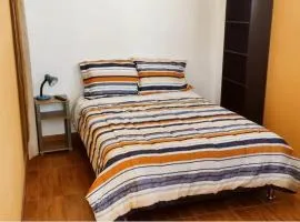 Habitación Privada Acogedora (12m2) - Cama 2 plazas