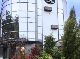 Garden Spa Boutique Hotel，位于斯科普里的酒店