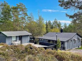 Holiday home Halden，位于哈尔登的酒店