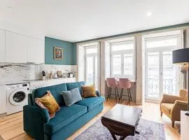 Turquoise Central Flat w AC & Balcony by LovelyStay