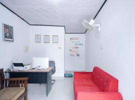 Urbanview Hotel Pondok Indah Pringsewu By RedDoorz，位于Margakaya的酒店