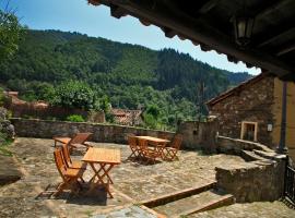 La Posada de la Xana，位于Llanuces的酒店