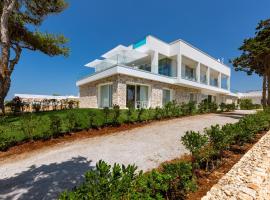 Perla Saracena Hotel & Restaurant，位于萨尔维的酒店