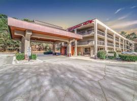 Economy Hotel Roswell，位于罗斯威尔的酒店