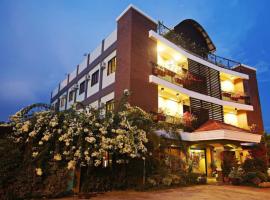 RedDoorz Plus @ Conclave Hotel Davao City，位于达沃市的酒店