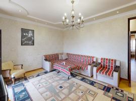Yerevan City Center apartment，位于埃里温谢尔盖·帕拉杰诺夫博物馆附近的酒店