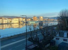 Appartement avec superbe vue sur le Rhône，位于维也纳的公寓