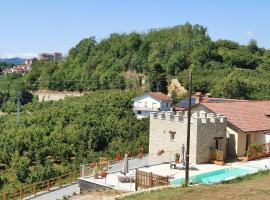 Villa Alta Langa，位于Cravanzana的带热水浴缸的酒店