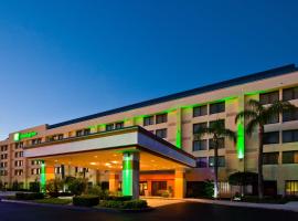 Holiday Inn Port St. Lucie, an IHG Hotel，位于圣露西港的酒店