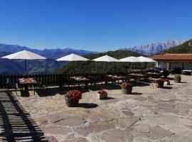 Casa Lamadrid，位于Cahecho的乡村别墅