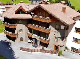 Chalet Madlein，位于伊施格尔的酒店