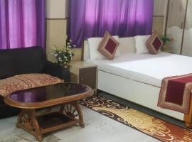 Hotel Aditya Palace，位于兰奇伯萨蒙达（兰契）机场 - IXR附近的酒店