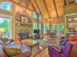 3 Mi to Museums Smoky Mountains Cabin with Deck