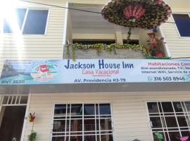 杰克逊之家宾馆，位于圣安德烈斯的宾馆