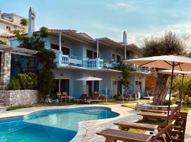 Sunny Place Resort Kilada，位于Kilada的酒店