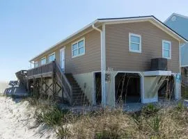 The Beach Fact Oar by Oak Island Accommodations