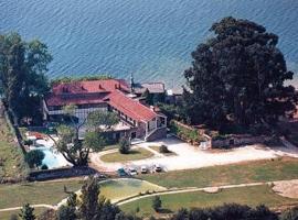 Pazo da Merced，位于Neda的酒店