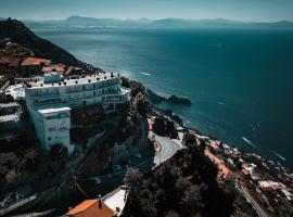 Hotel le Rocce - Agerola, Amalfi Coast，位于阿杰罗拉Cantine Marisa Cuomo - Winery附近的酒店