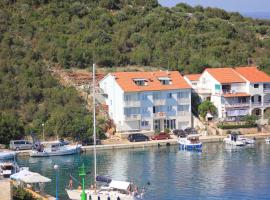 Apartments and rooms by the sea Zaglav, Dugi otok - 8144，位于萨利的民宿