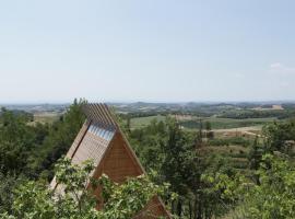 LILELO - Little Leisure Lodge，位于Grazzano Badoglio的酒店