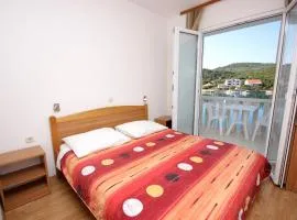 Double Room Zaglav 8144e