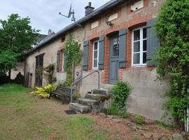 Gite la Longere Morvandelle，位于Planchez的酒店