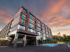 Cordelia Hotel，位于西归浦市的酒店