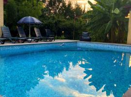Hotel Villa Eniseli，位于Eniseli的酒店
