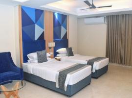 Hotel La Villa，位于Chilupāra的酒店